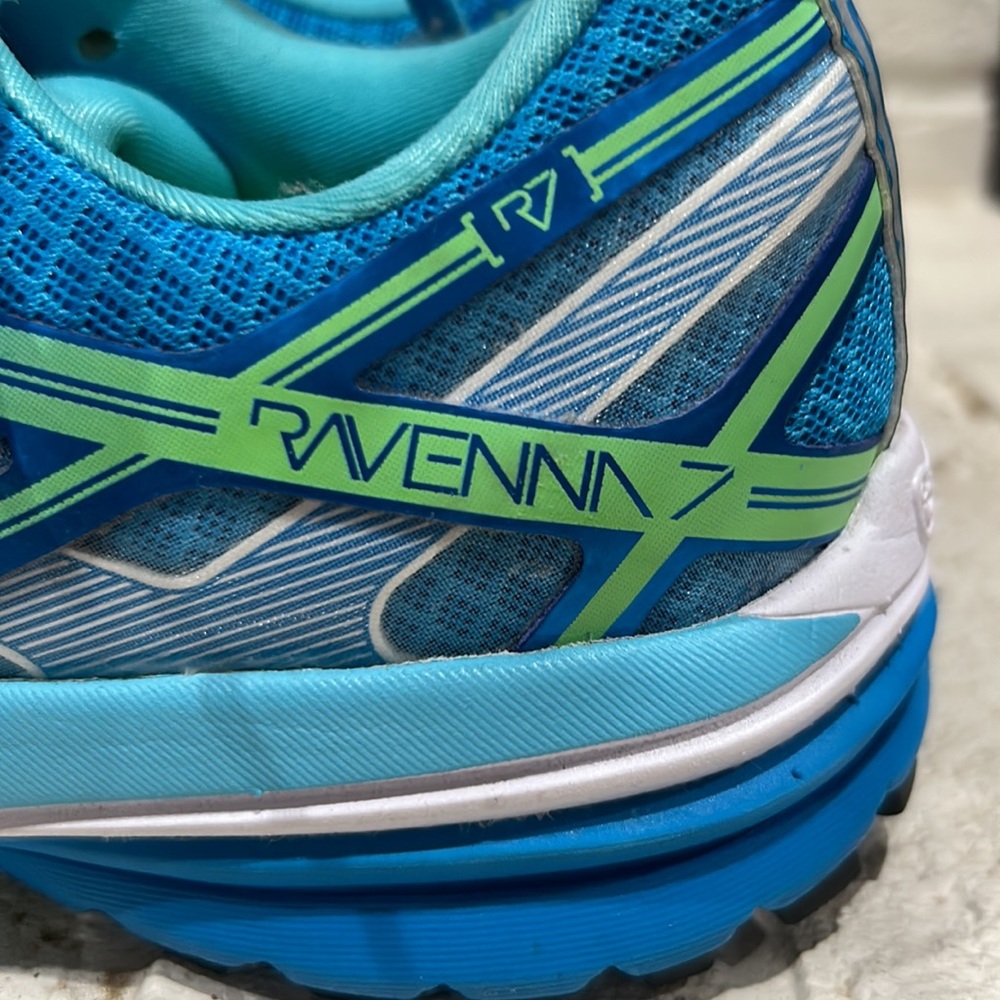 Brooks Running Shoes. Worn Once. Like New. - image 5